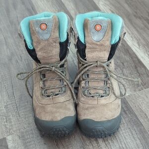 Women's Sturdy Tan and Gray Hiking Boots 8.5
